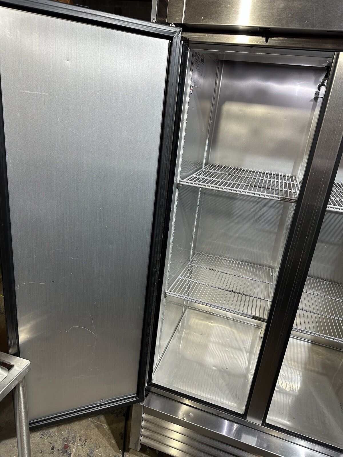 True T-35-HC-39.5" Stainless Steel Reach In Refrigerator 115V-Works Great