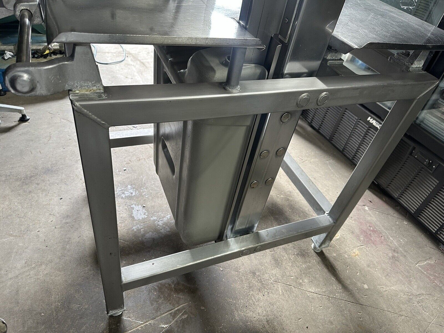 Hobart Electric Commercial Vertical Meat Saw 6801 See Video