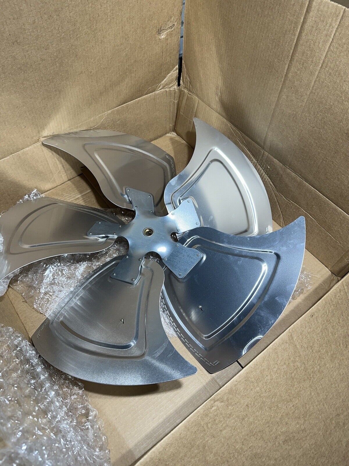Heatcraft 22929501 Fan Blade 30” DIA, 24 Degree, 5 Wing, 5/8 Bore