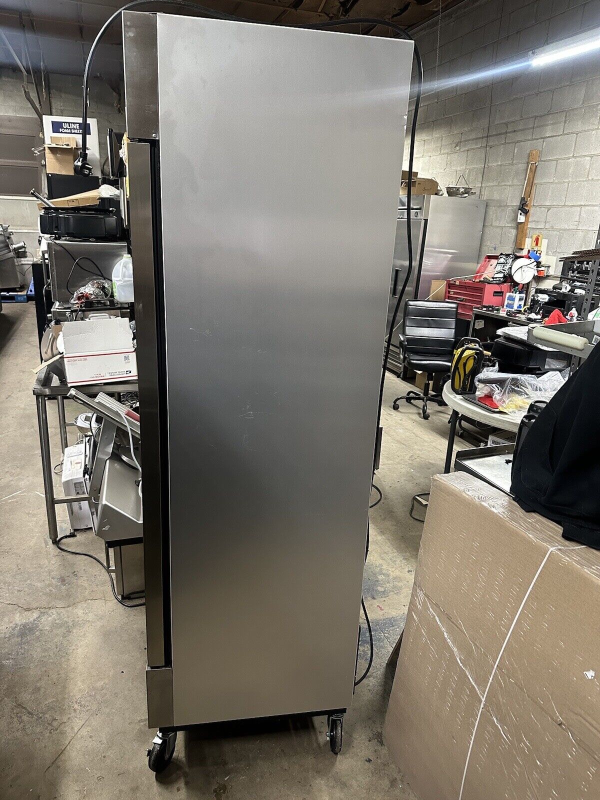 True T-19F-HC Reach In Freezer Stainless Steel 3 Shelves- Excellent Working Unit