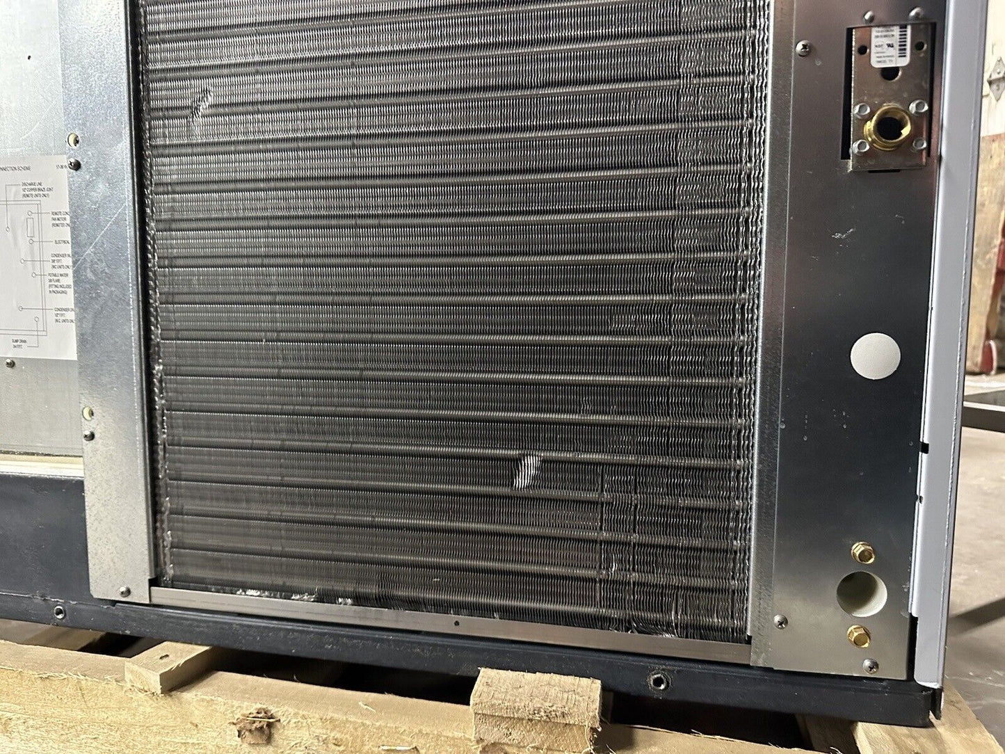 Scotsman Prodigy Elite Series 30" Air Cooled Medium Cube Ice Machine - 1077 lb.