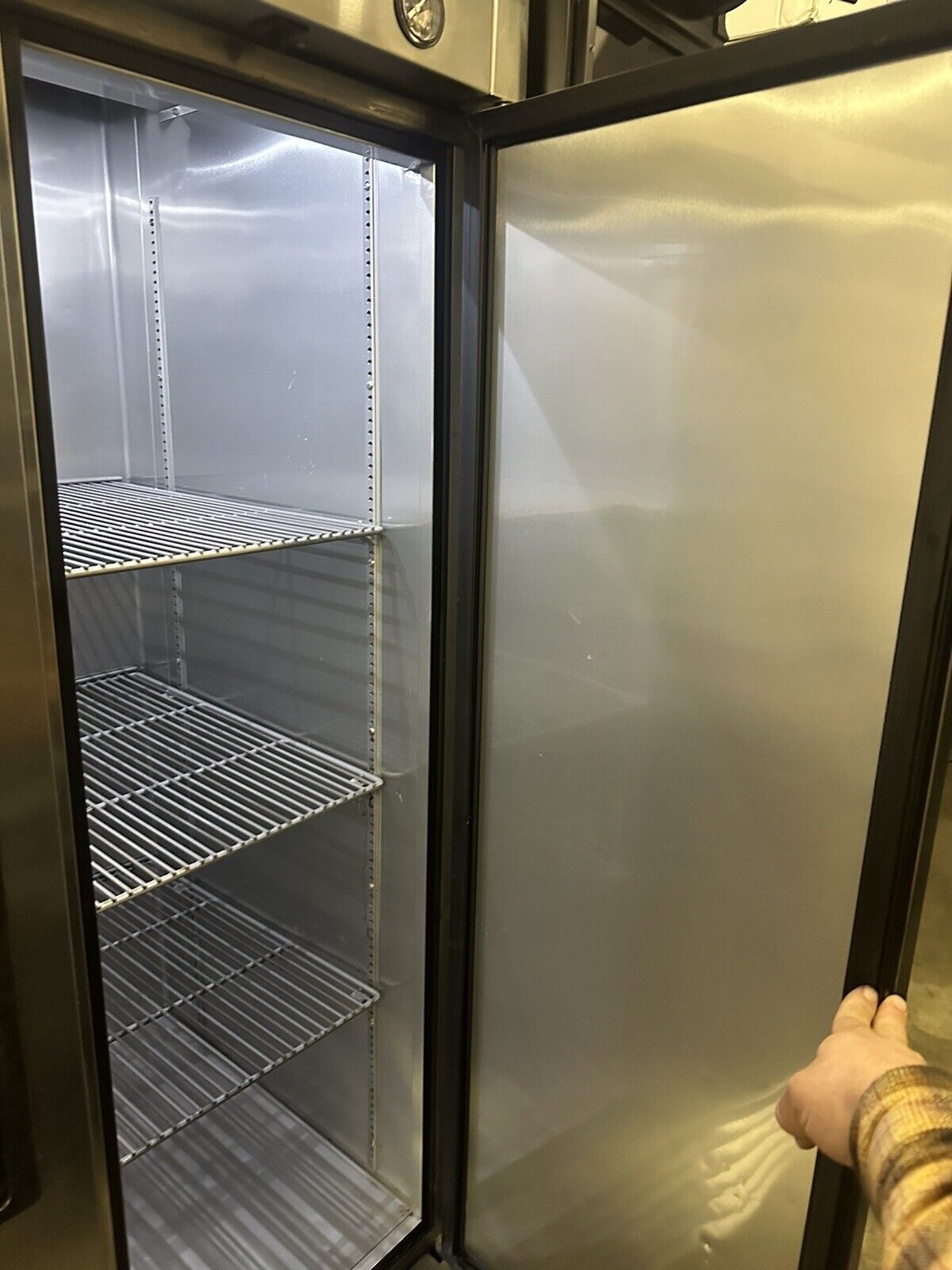 True T-35-HC-39.5" Stainless Steel Reach In Refrigerator 115V-Works Great