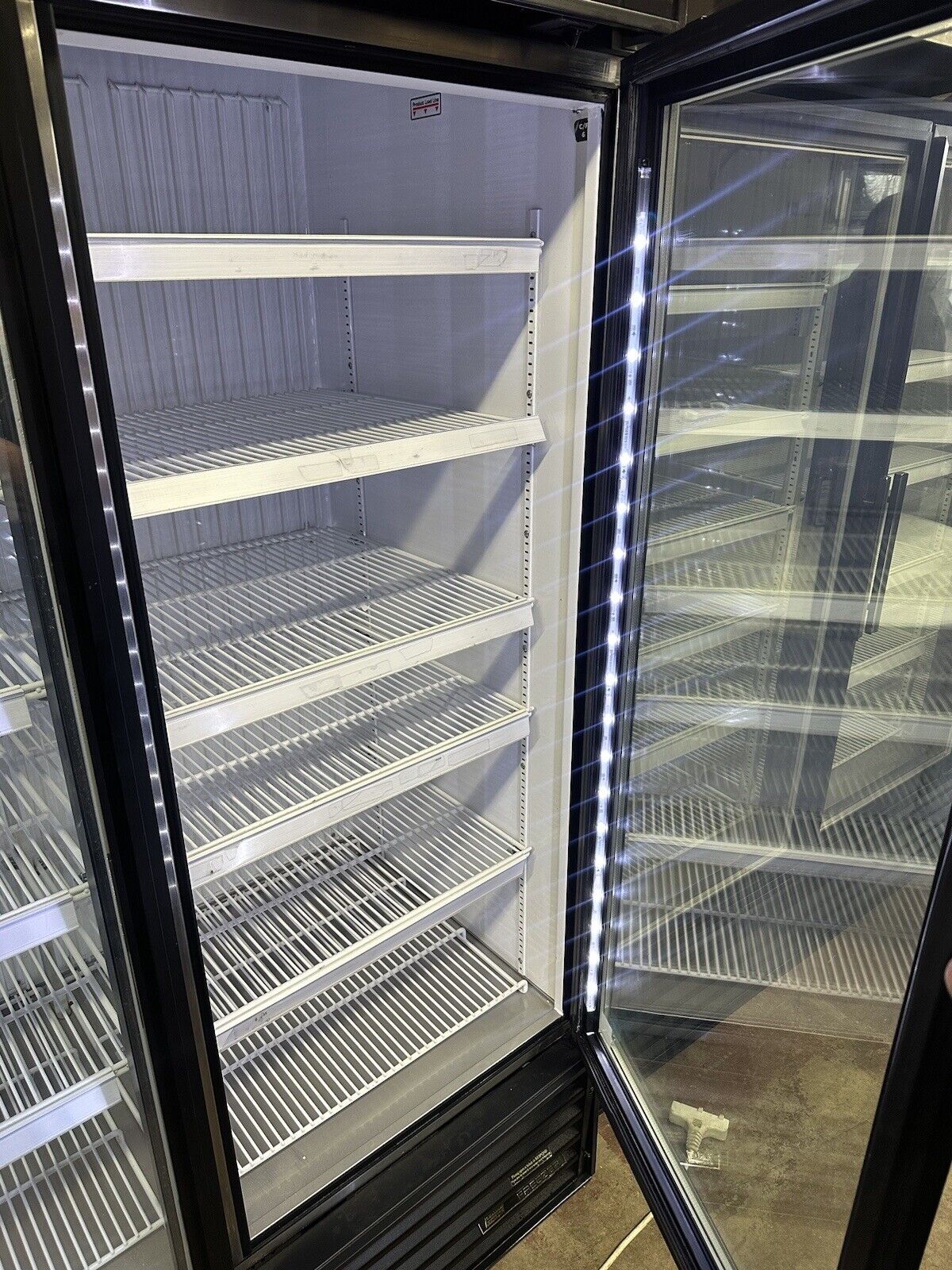 True GDM-72F-LD Glass Three 3 Door Reach In Freezer Merchandiser Made in the USA