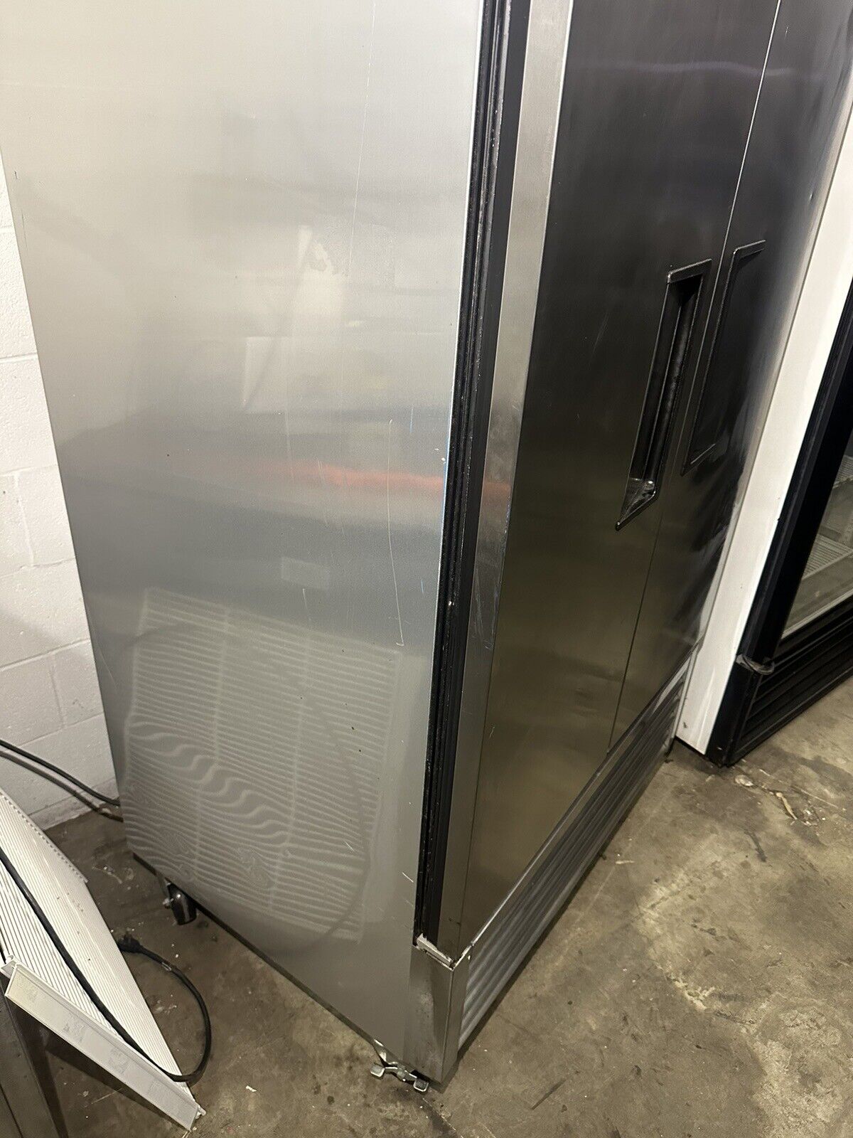 True T-35-HC-39.5" Stainless Steel Reach In Refrigerator 115V-Works Great