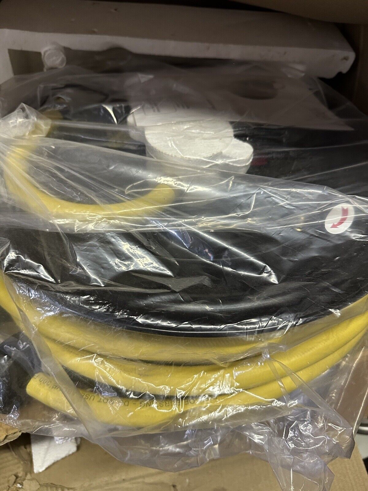 STEELMAN 96840-IND Enclosed Spring Garden Center Water / Pneumatic Hose Reel