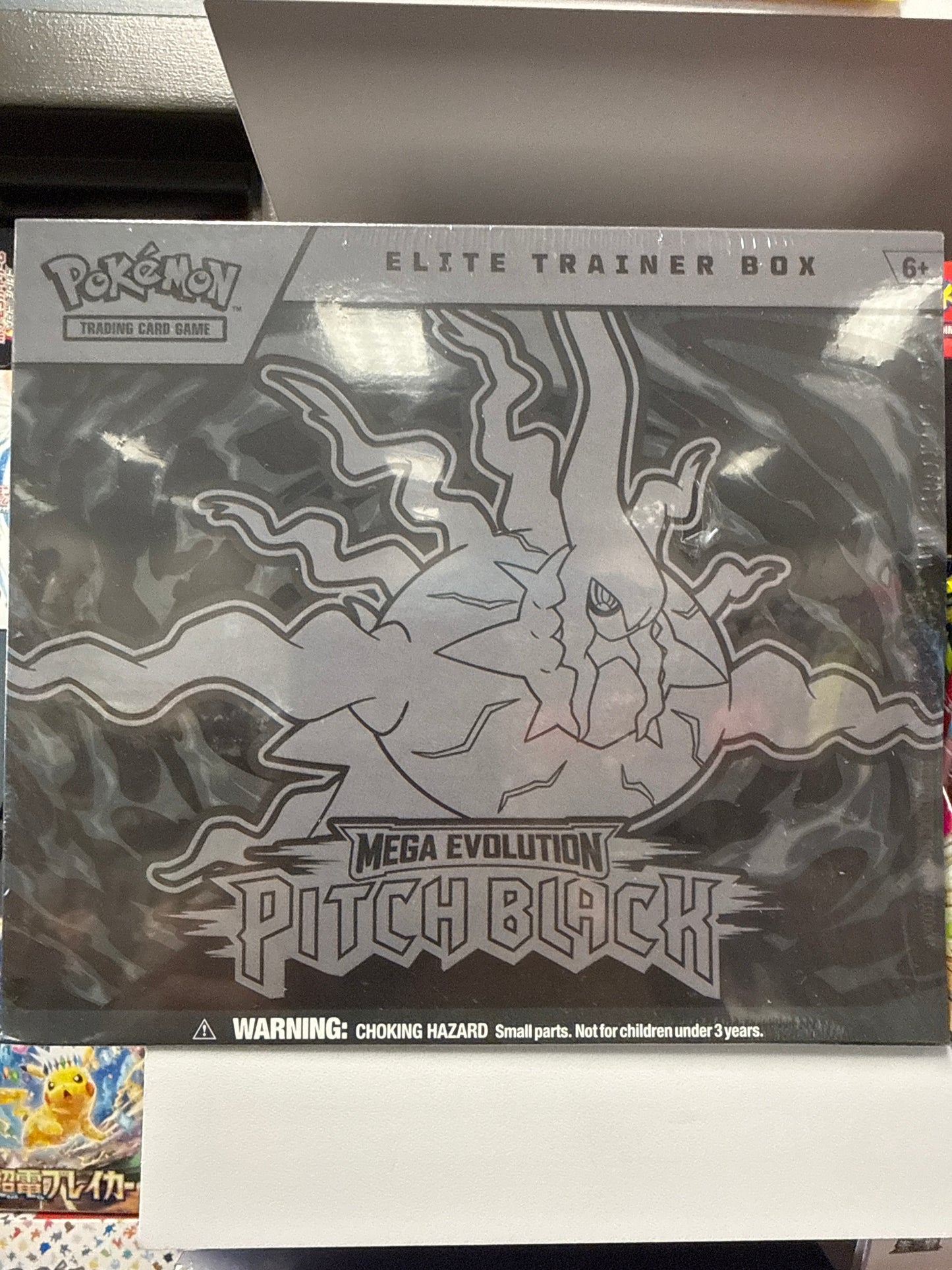 Pitch Black ETB-Pokemon