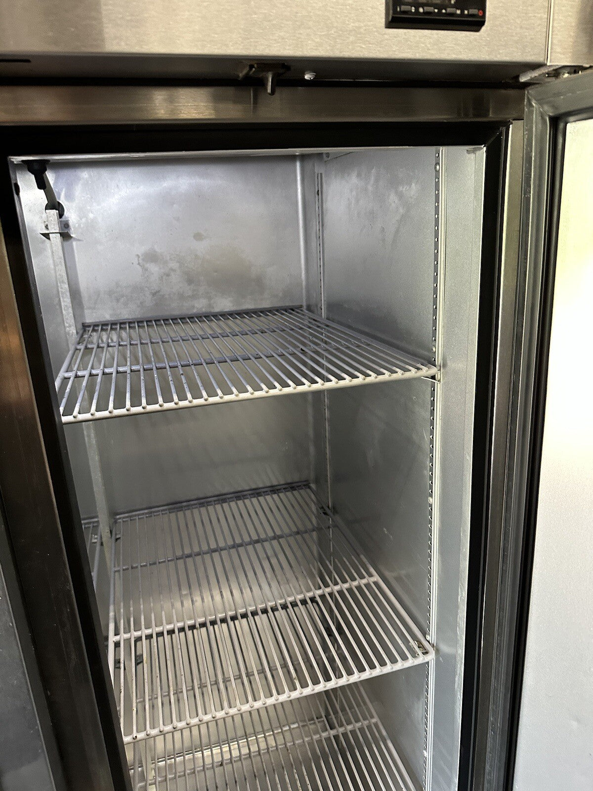 True T-35-HC Stainless Steel Reach In Refrigerator 115V-Works Great