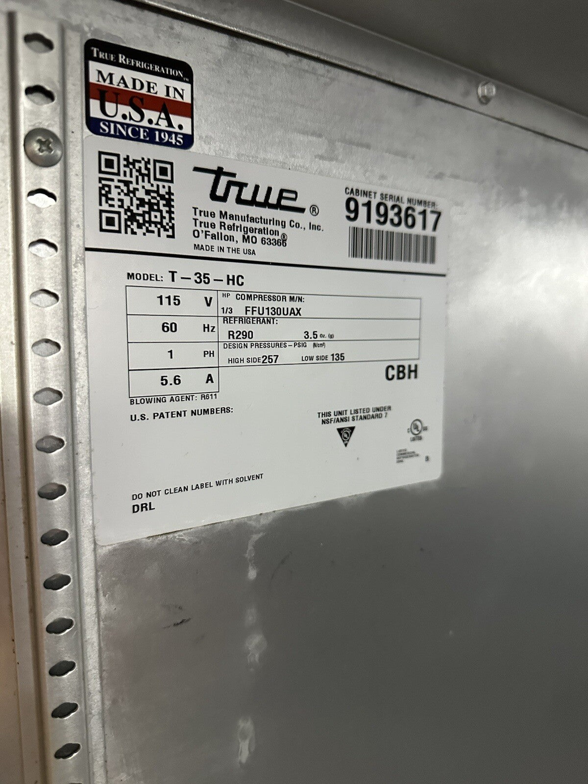 True T-35-HC Stainless Steel Reach In Refrigerator 115V-Works Great
