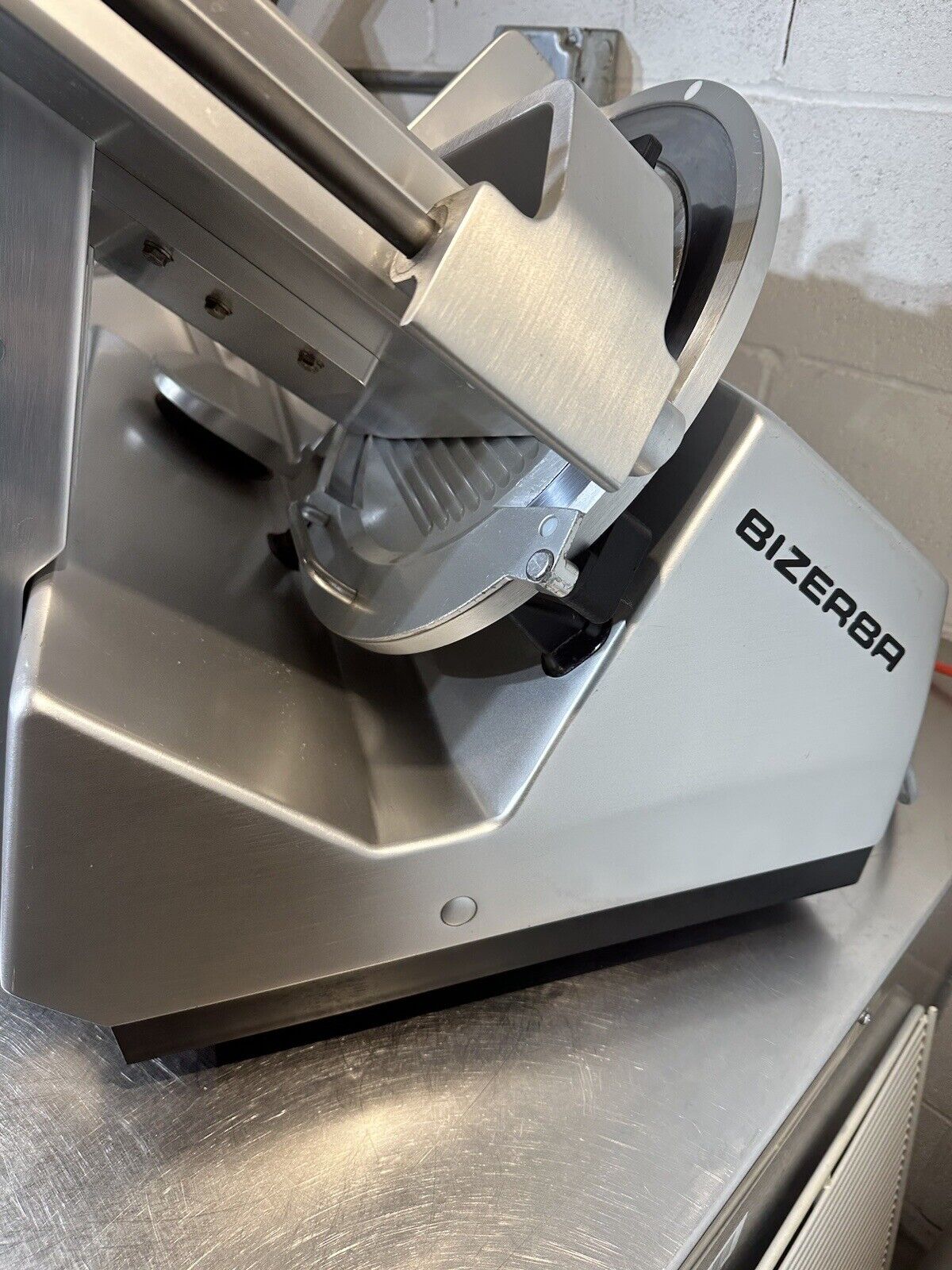 BIZERBA GSP HD33 AUTOMATIC ELECTRIC DELI SLICER 13" BLADE SEE VIDEO/DESCRIPTION