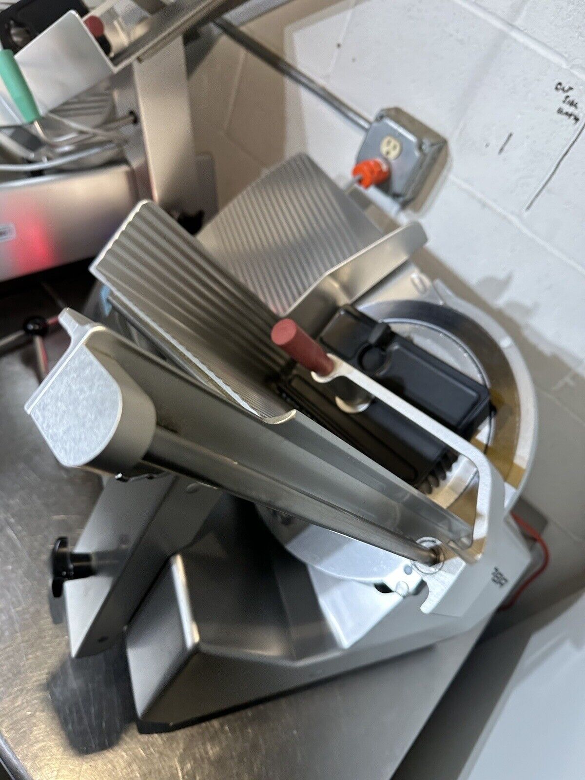 BIZERBA GSP HD33 AUTOMATIC ELECTRIC DELI SLICER 13" BLADE SEE VIDEO/DESCRIPTION